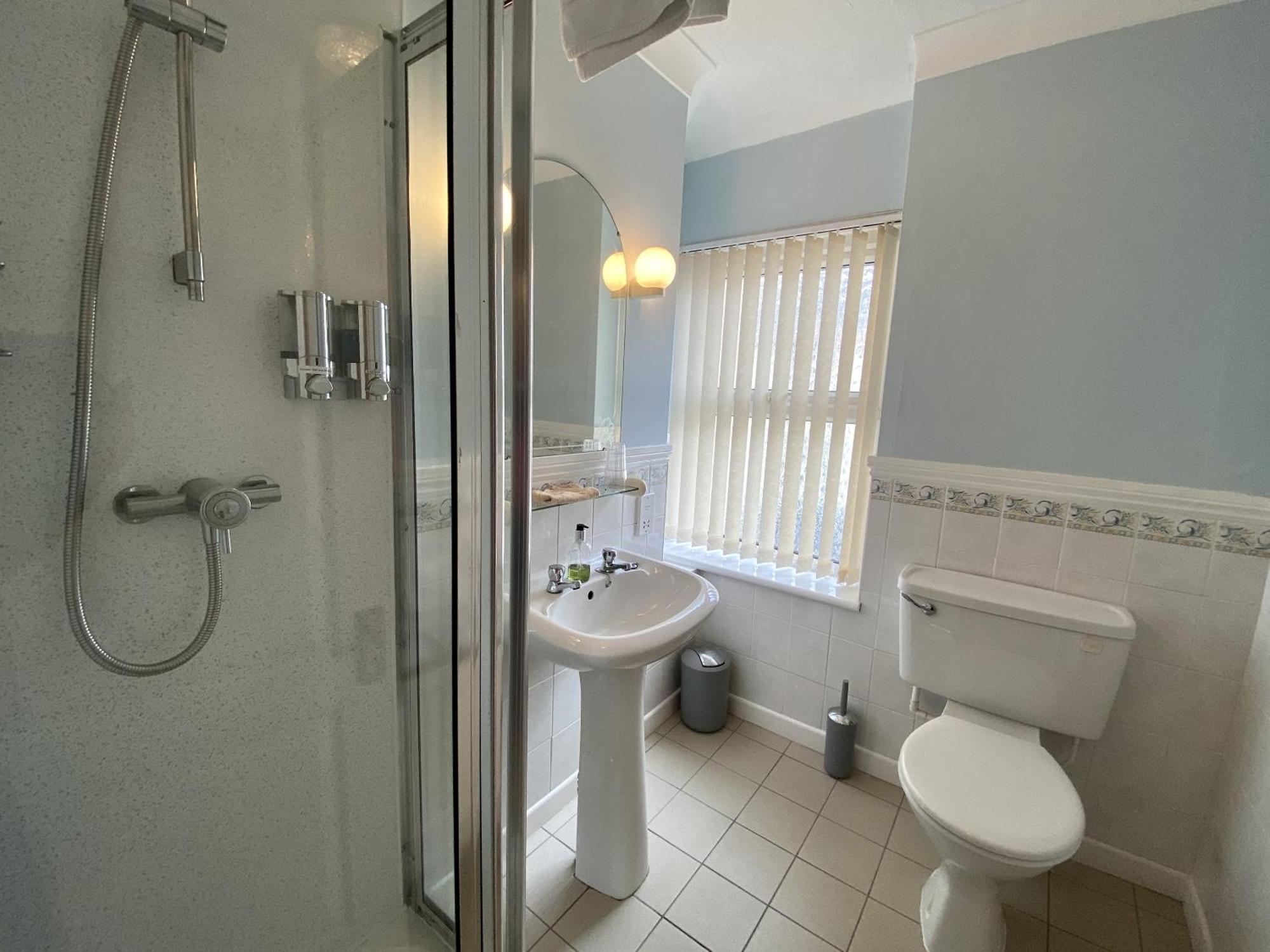Sunny Bank Guest House Tenby Habitación foto